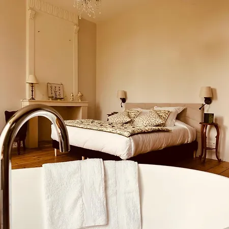 Bed & Breakfast Chateau De La Grimenaudiere - Charme & Experience Pres De La Rochelle Sainte-Soulle